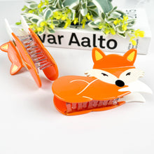 Load image into Gallery viewer, Fox Hair Claw
