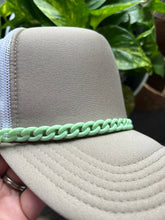 Load image into Gallery viewer, Chunky Hat Chain-4 color options
