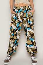 Load image into Gallery viewer, Black Floral Harem Pants
