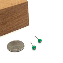 Load image into Gallery viewer, Green &amp; Pink Flower Studs
