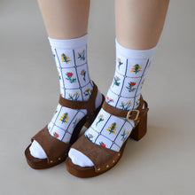 Load image into Gallery viewer, Botanical Garden Socks

