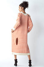 Load image into Gallery viewer, Orange and White Oversized Knit Dress
